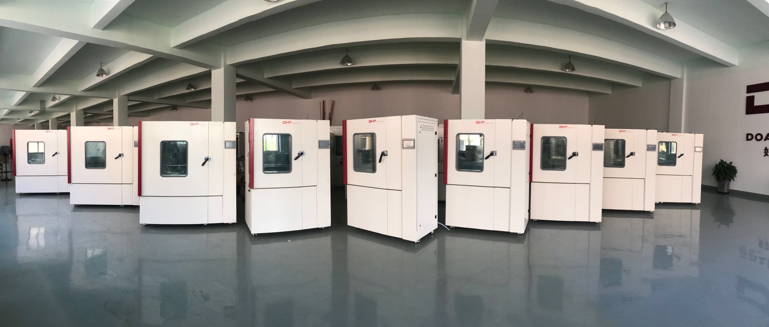 恒温恒湿试验箱