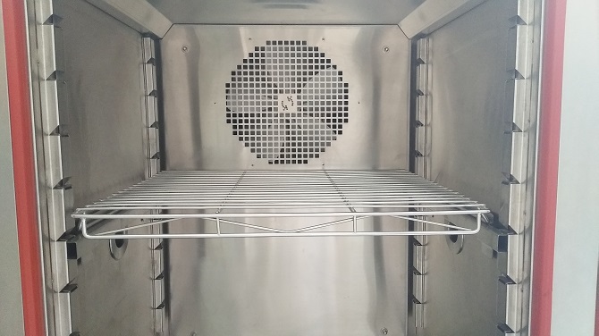 高低温环境试验箱