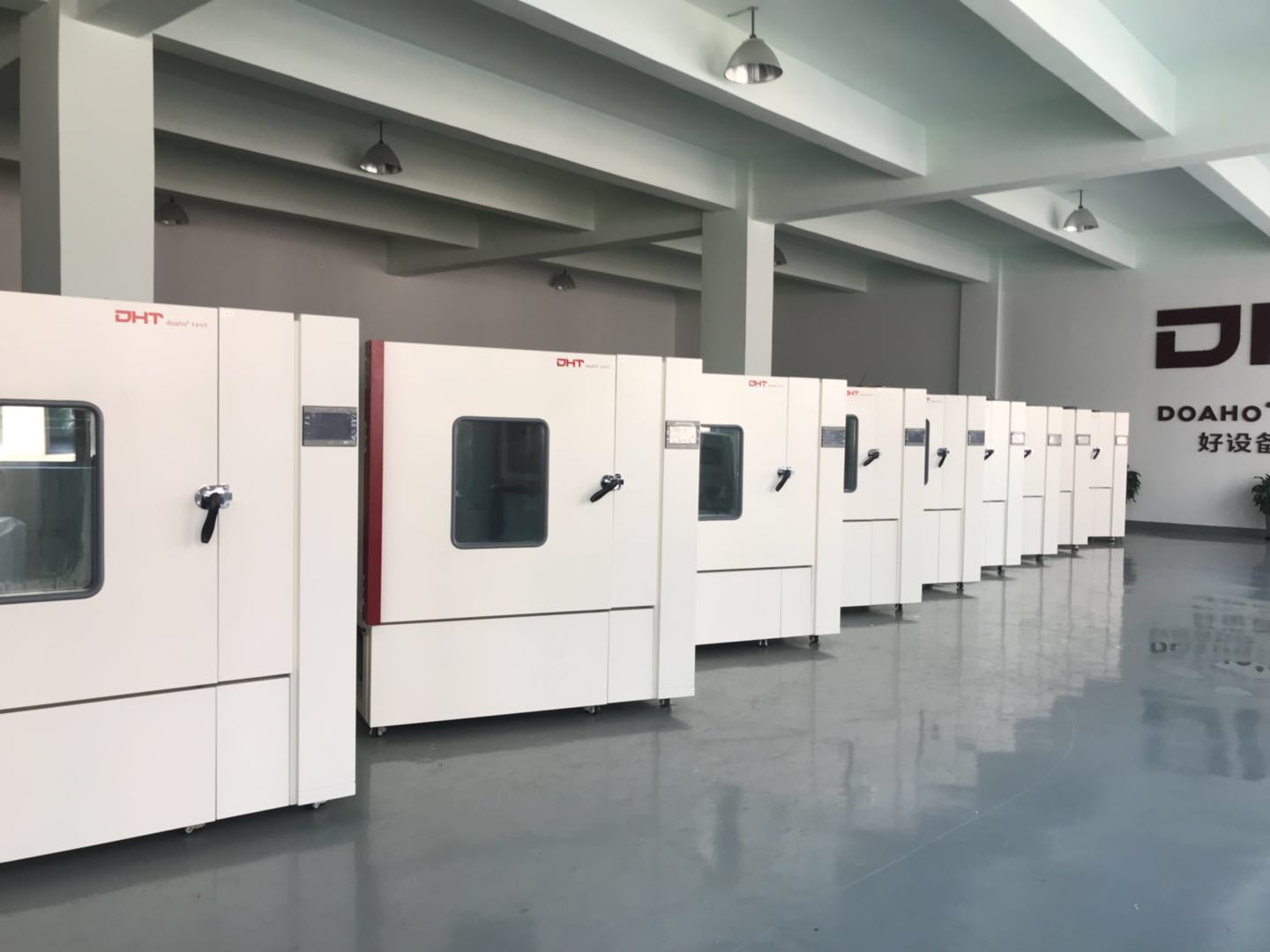 左右式高低温箱