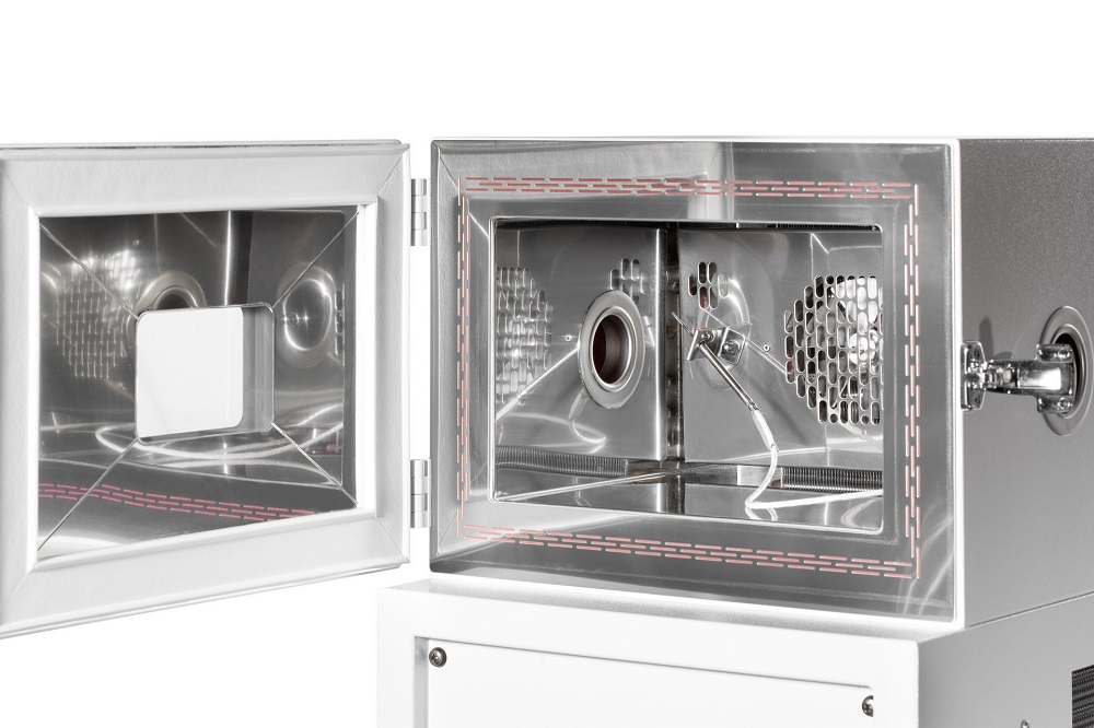 小型低湿试验箱