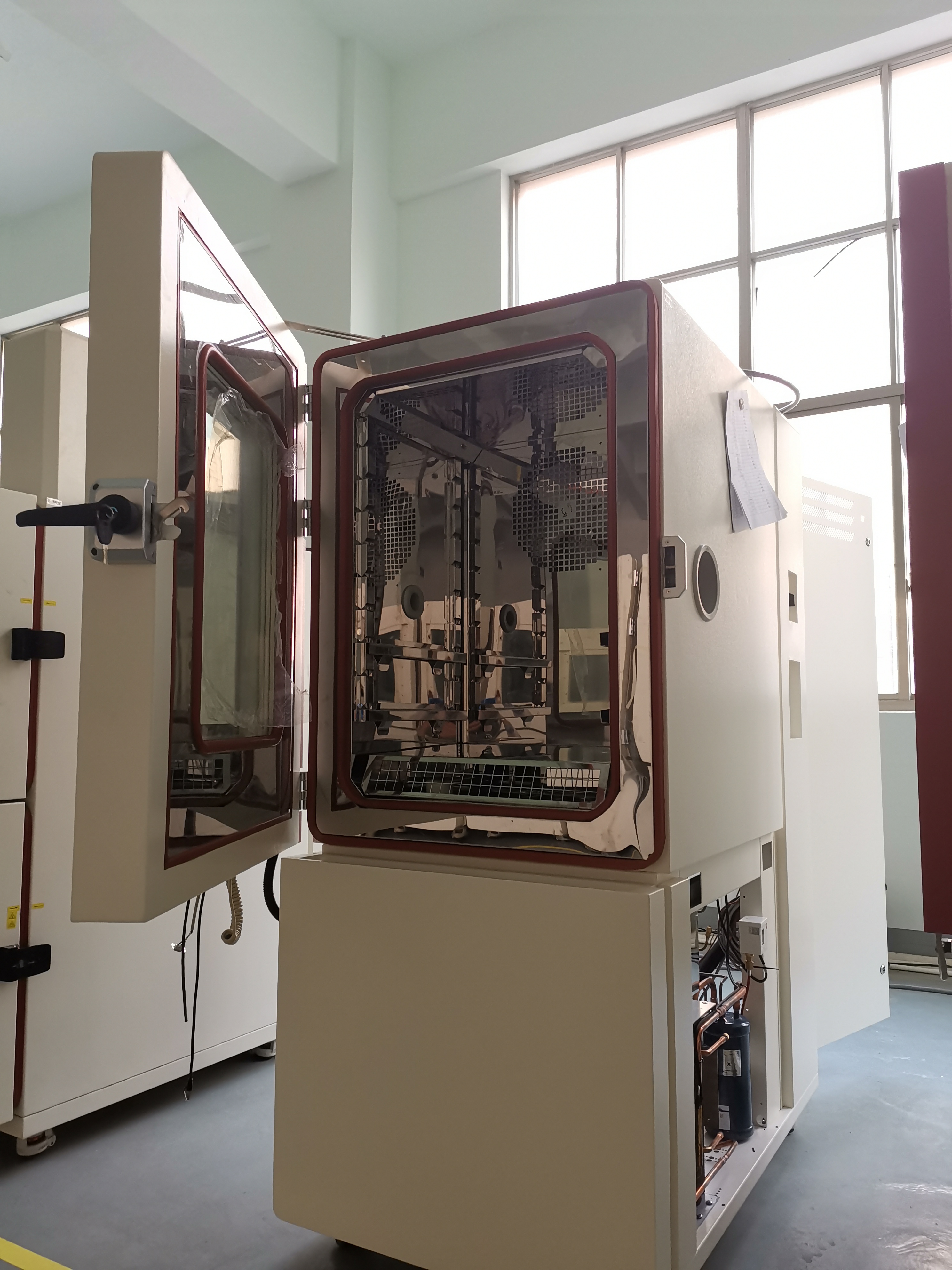 恒温恒湿实验机