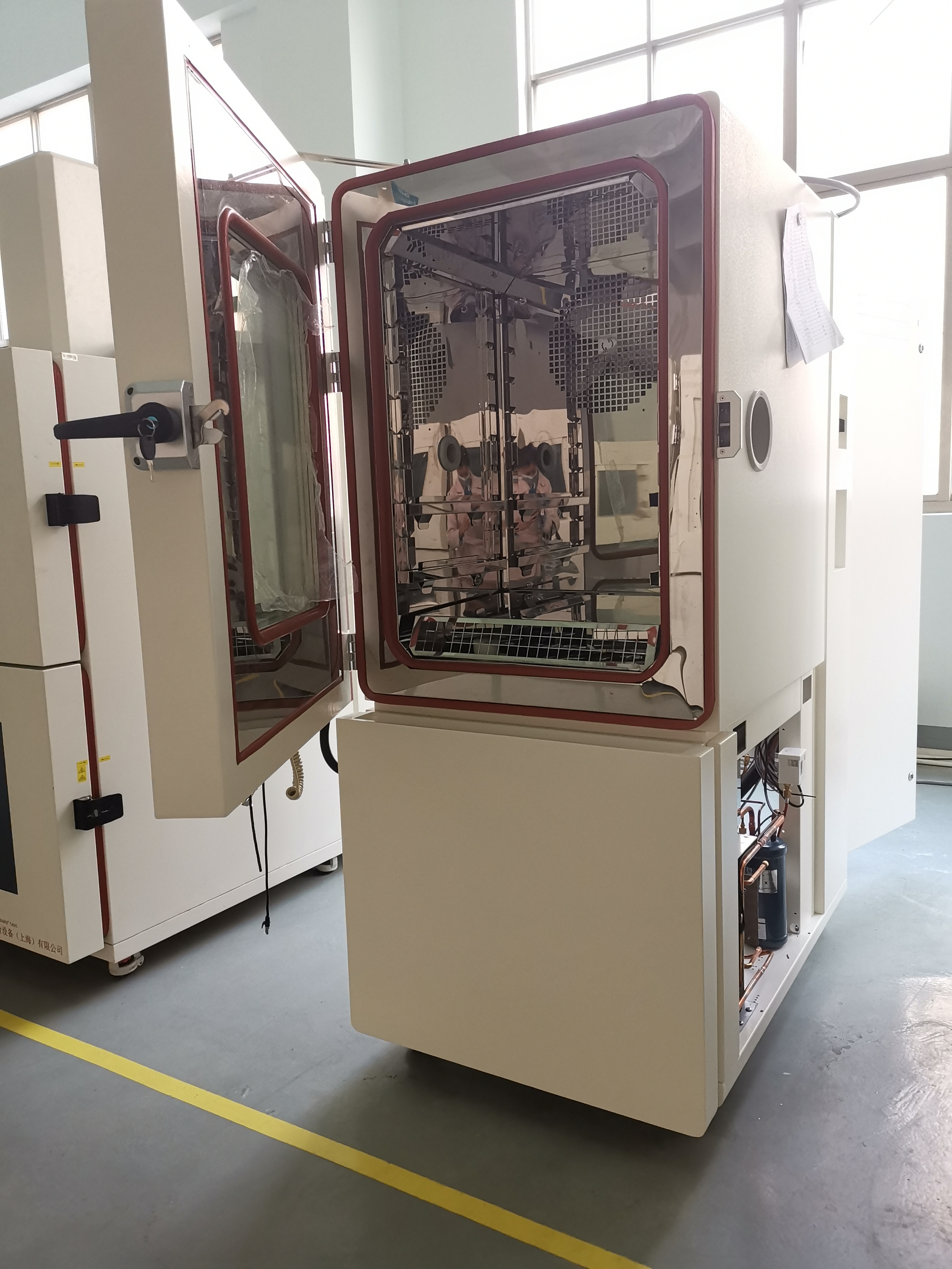 高温高湿试验箱